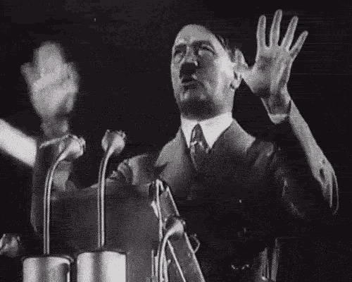 Adolf Hitler Sabía Que...